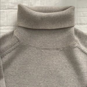 Wilfred - AUGUSTINE TURTLENECK